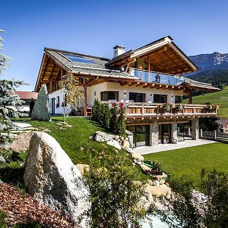 Chalet Stefan - Apartments La Villa  Dış mekan fotoğraf