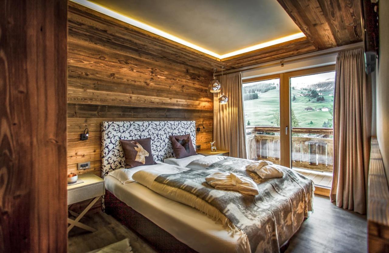 Chalet Stefan - Apartments La Villa  Dış mekan fotoğraf